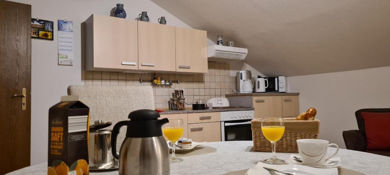 Ferienwohnung Pia メトラッハ エクステリア 写真