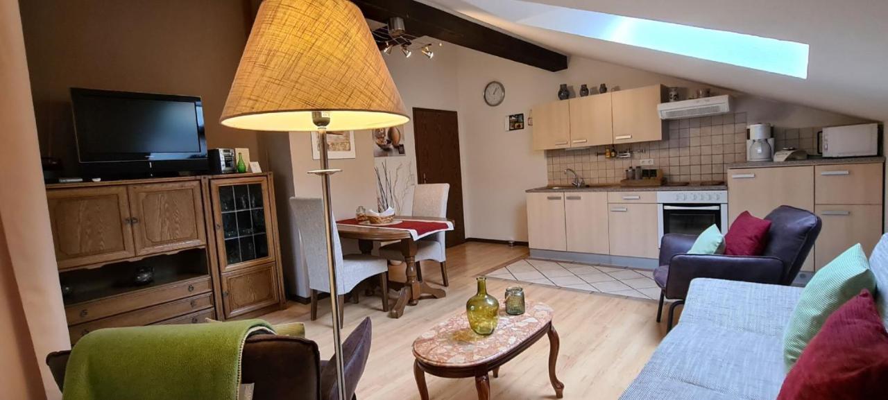 Ferienwohnung Pia メトラッハ エクステリア 写真